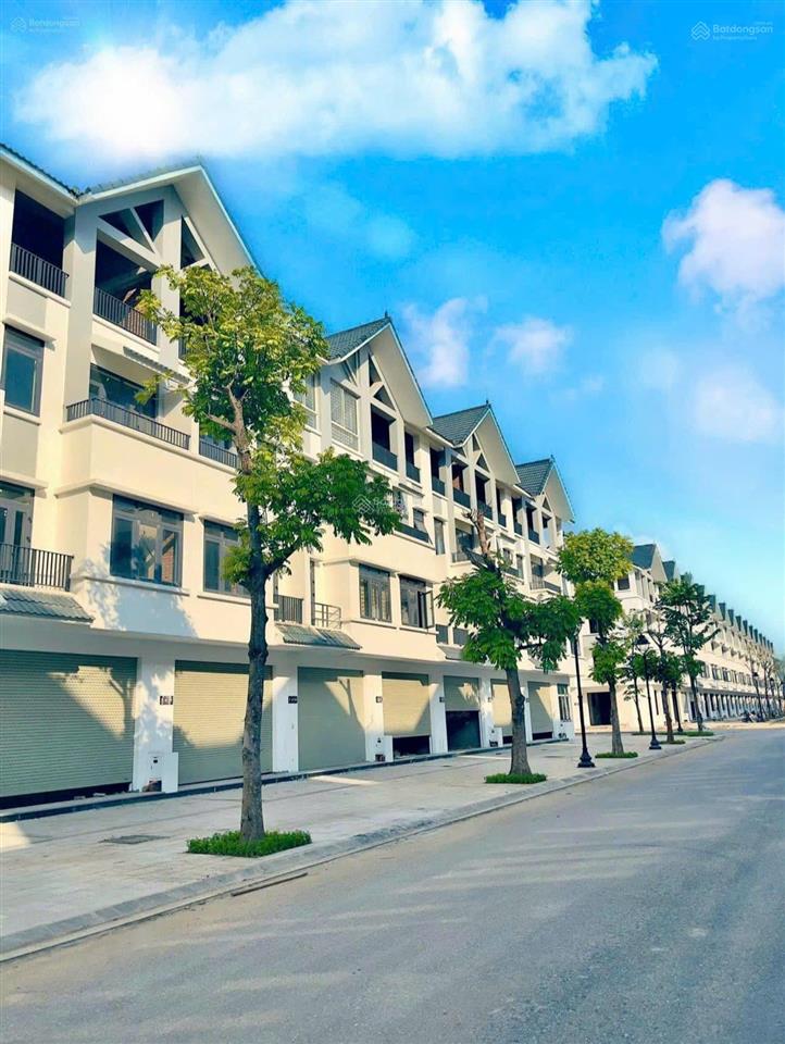 Bán liền kề 100m2 đường 17m2 giá 16,5tỷ tại khu đô thị hinode royal park  em 0773 286 ***