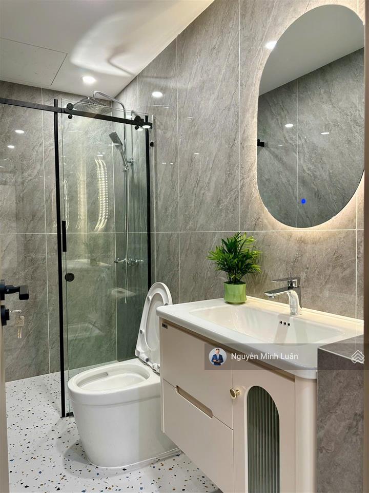Bán căn hộ chung cư sky garden phú mỹ hưng tp.hcm  3pn 2wc sổ hồng riêng, mới 100%.  0935 382 ***