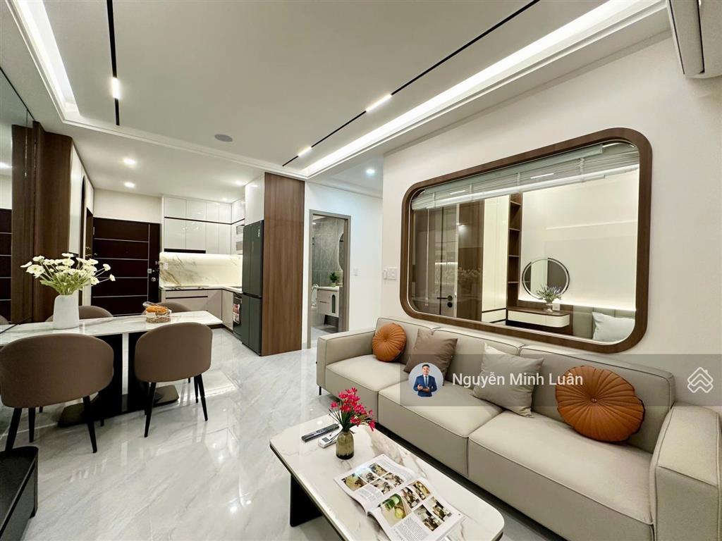 Bán căn hộ chung cư sky garden phú mỹ hưng tp.hcm  3pn 2wc sổ hồng riêng, mới 100%.  0935 382 ***