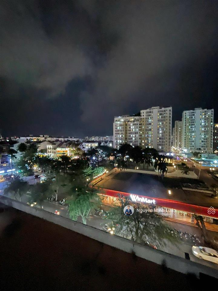 Bán căn hộ chung cư sky garden phú mỹ hưng tp.hcm  3pn 2wc sổ hồng riêng, mới 100%.  0935 382 ***