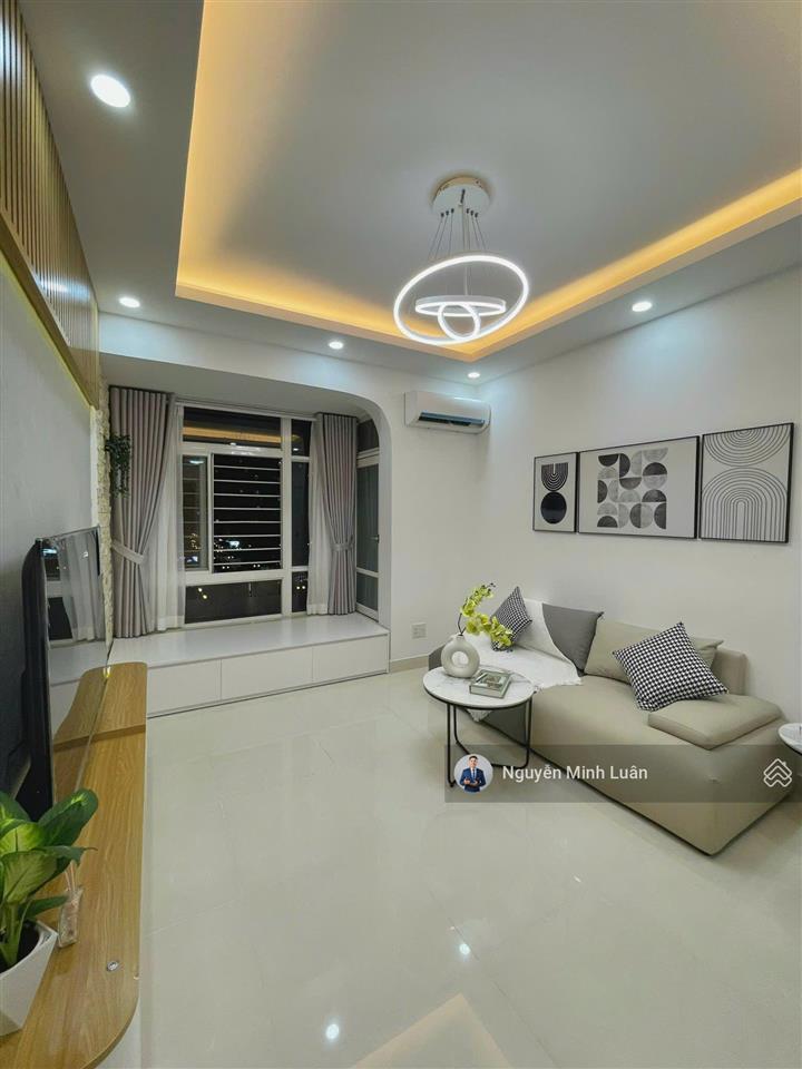 Bán căn hộ chung cư sky garden phú mỹ hưng tp.hcm  3pn 2wc sổ hồng riêng, mới 100%.  0935 382 ***