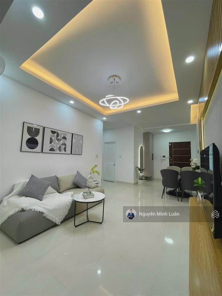 Bán căn hộ chung cư sky garden phú mỹ hưng tp.hcm  3pn 2wc sổ hồng riêng, mới 100%.  0935 382 ***