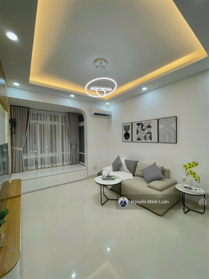Bán căn hộ chung cư sky garden phú mỹ hưng tp.hcm  3pn 2wc sổ hồng riêng, mới 100%.  0935 382 ***