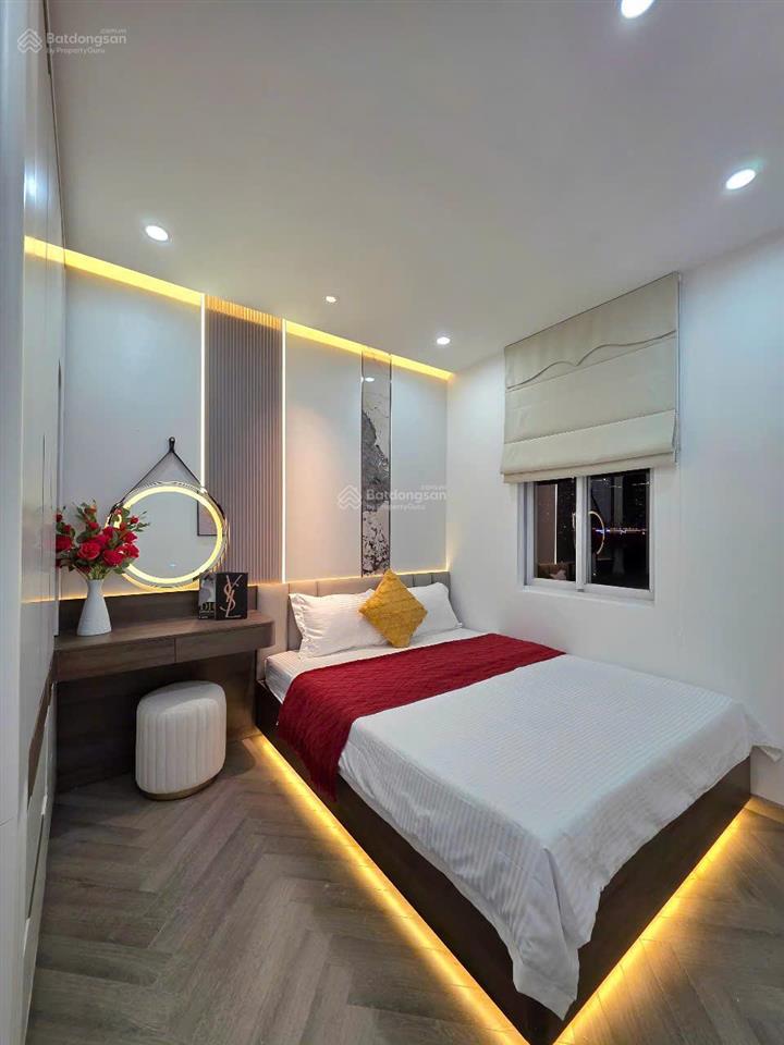 Chung cư sky garden 3  phú mỹ hưng tp. hcm  3pn 2wc sổ hồng riêng  sổ sẵn nhà mới 100%