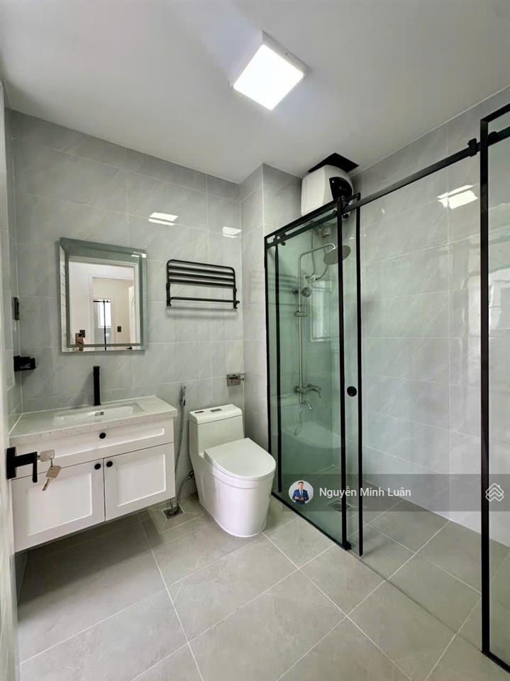 Sở hữu ngay căn hộ sky garden nhà mới 100%  3pn 2wc shr  chỉ với 6.4 tỷ.  0935 382 *** luân