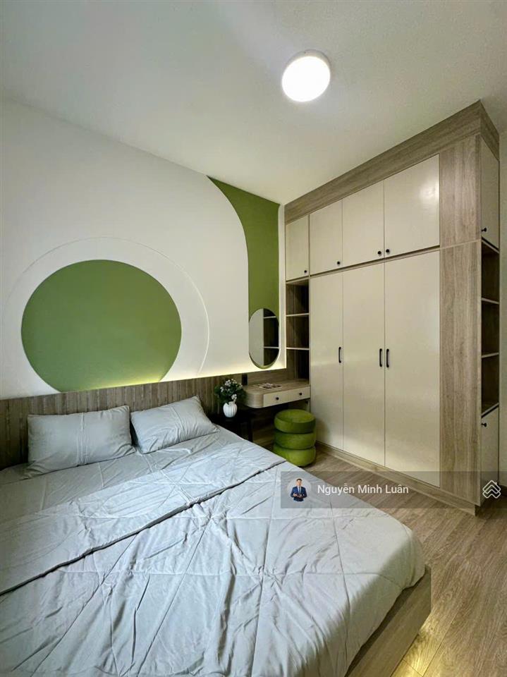 Sở hữu ngay căn hộ sky garden nhà mới 100%  3pn 2wc shr  chỉ với 6.4 tỷ.  0935 382 *** luân