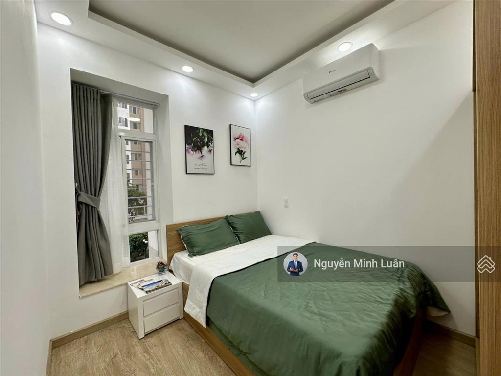 Bán gấp căn hộ chung cư sky garden 3, phú mỹ hưng tphcm. 3pn 2wc giá chỉ 5,5 tỷ.  0935 382 *** luân