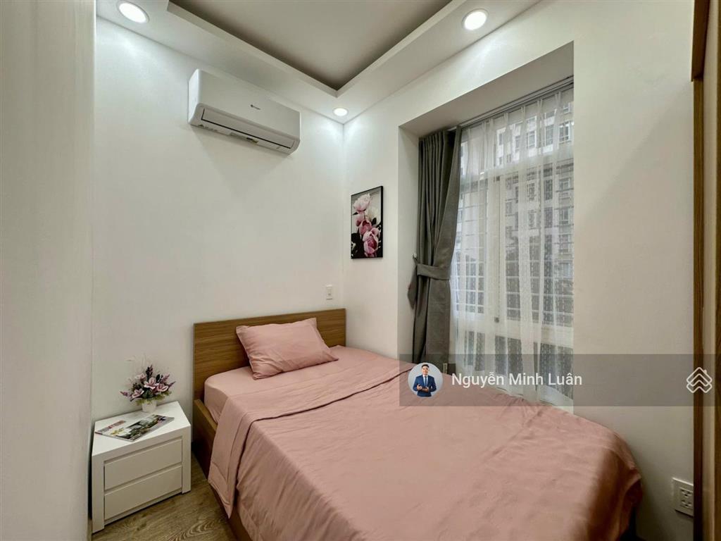 Bán gấp căn hộ chung cư sky garden 3, phú mỹ hưng tphcm. 3pn 2wc giá chỉ 5,5 tỷ.  0935 382 *** luân