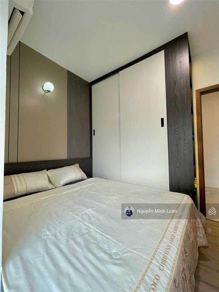 Bán gấp căn hộ mới decor nội thất 6,5 tỷ  sky garden 2  phú mỹ hưng 3pn 2wc.  ngay 0935 382 ***