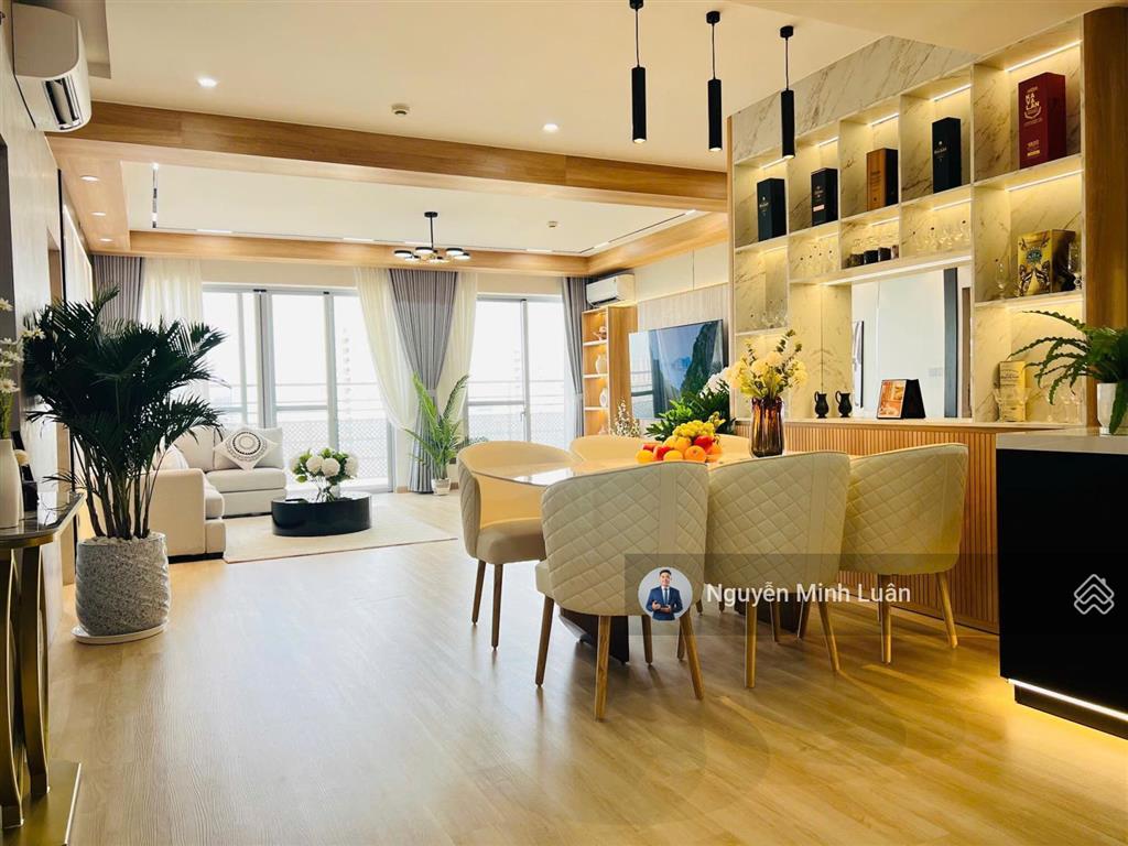 Căn hộ scenic valley  phú mỹ hưng 133m2 3pn 2wc  sổ hồng riêng.  0935 382 *** luân