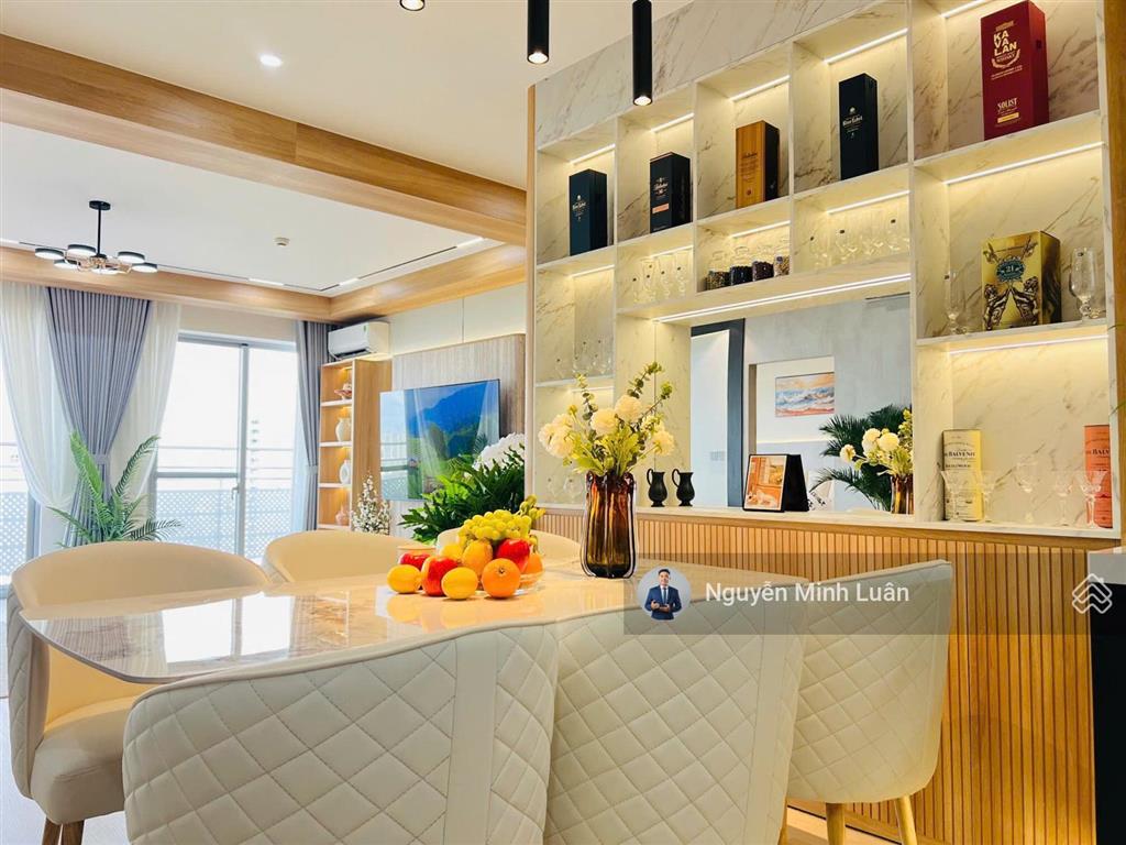 Căn hộ scenic valley  phú mỹ hưng 133m2 3pn 2wc  sổ hồng riêng.  0935 382 *** luân