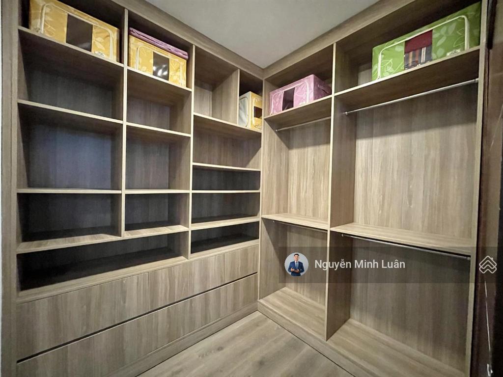 Chuyên cho thuê penthouse sky garden phú mỹ hưng tphcm  250m2  3pn 3wc. giá chỉ 35 tr/th