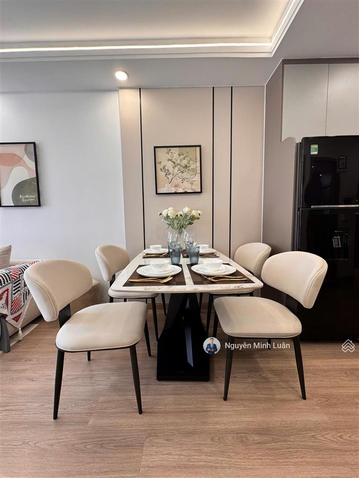  ngay chính chủ! cần tiền bán gấp căn hộ sky garden pmh 2pn giá chỉ 5 tỷ đồng. 0935 382 ***