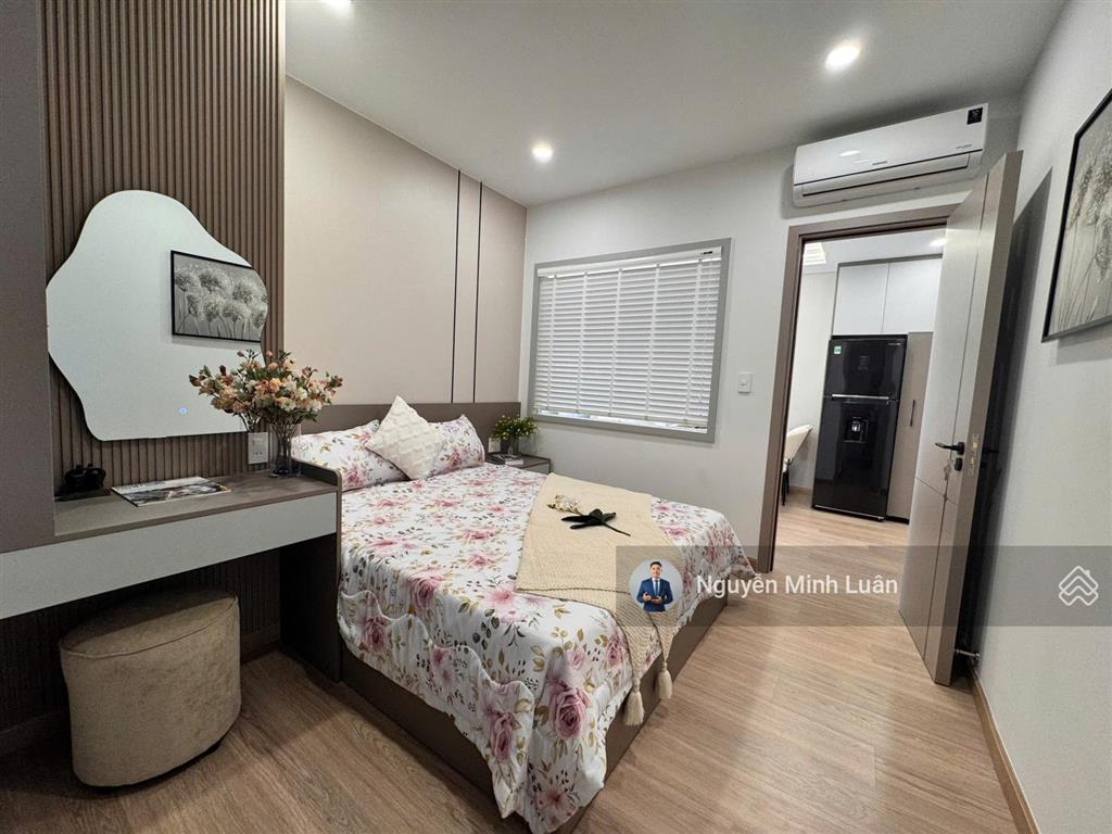 ngay chính chủ! cần tiền bán gấp căn hộ sky garden pmh 2pn giá chỉ 5 tỷ đồng. 0935 382 ***