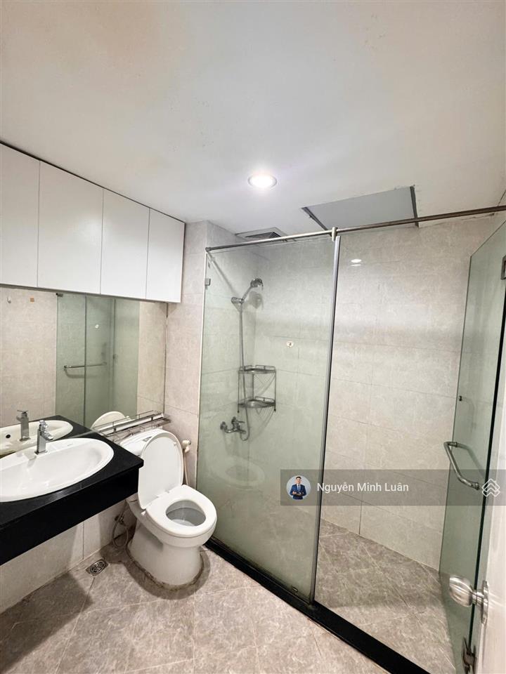 Cho thuê căn hộ chung cư sky garden 3  phú mỹ hưng  tphcm. 2pn giá chỉ 11 triệu.  0935 382 ***