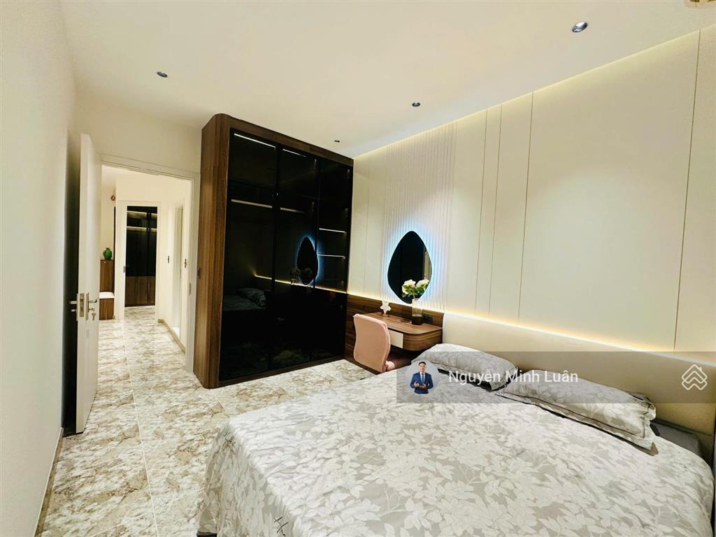 Cho thuê căn hộ sân vườn sky garden phú mỹ hưng tp.hcm 3pn full nội thất vào ở ngay.  0935 382 ***