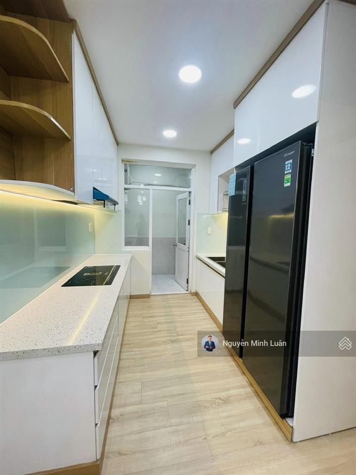 Siêu hot! bán gấp căn hộ sky garden 3 pmh 70m2 2pn 2wc giá chỉ 4.6 tỷ.  0935 382 *** luân