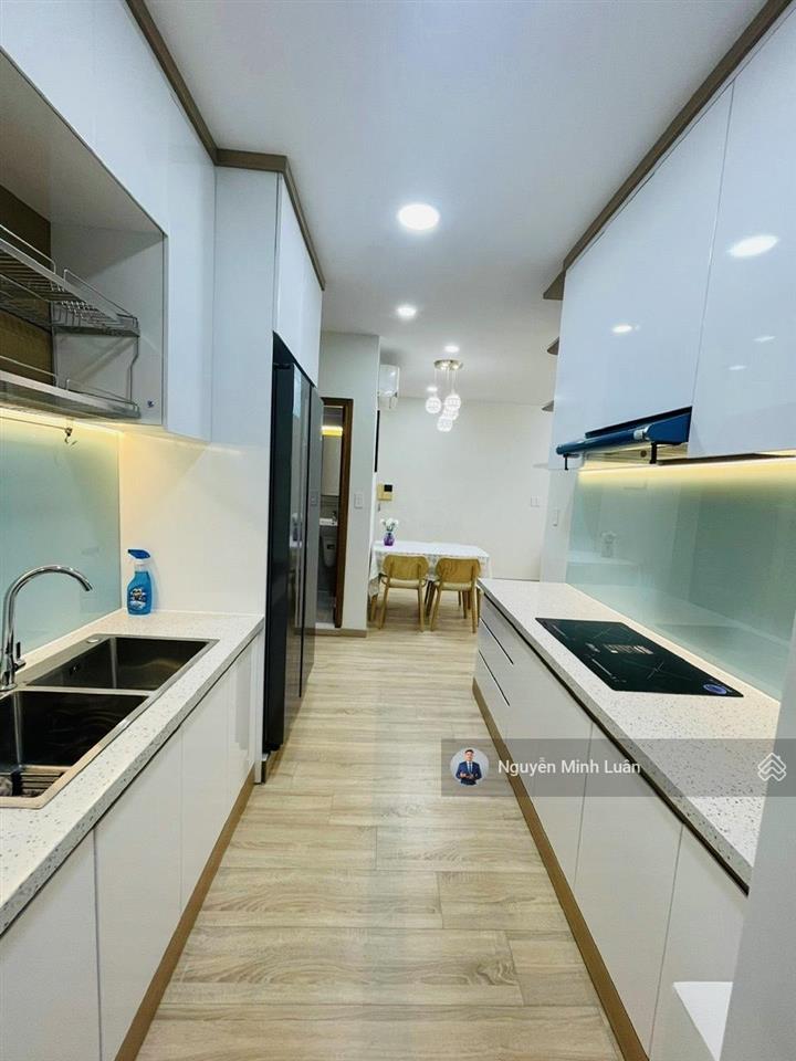Siêu hot! bán gấp căn hộ sky garden 3 pmh 70m2 2pn 2wc giá chỉ 4.6 tỷ.  0935 382 *** luân