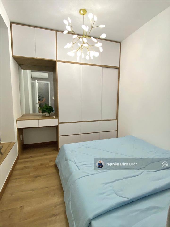 Bán gấp căn hộ sky garden phú mỹ hưng 2pn sổ hồng riêng giá chỉ 3,8 tỷ.  0935 382 *** luân