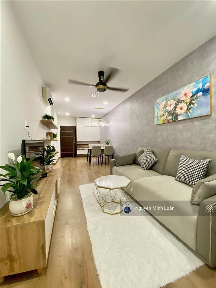 Bán gấp căn hộ sky garden phú mỹ hưng 2pn sổ hồng riêng giá chỉ 3,8 tỷ.  0935 382 *** luân