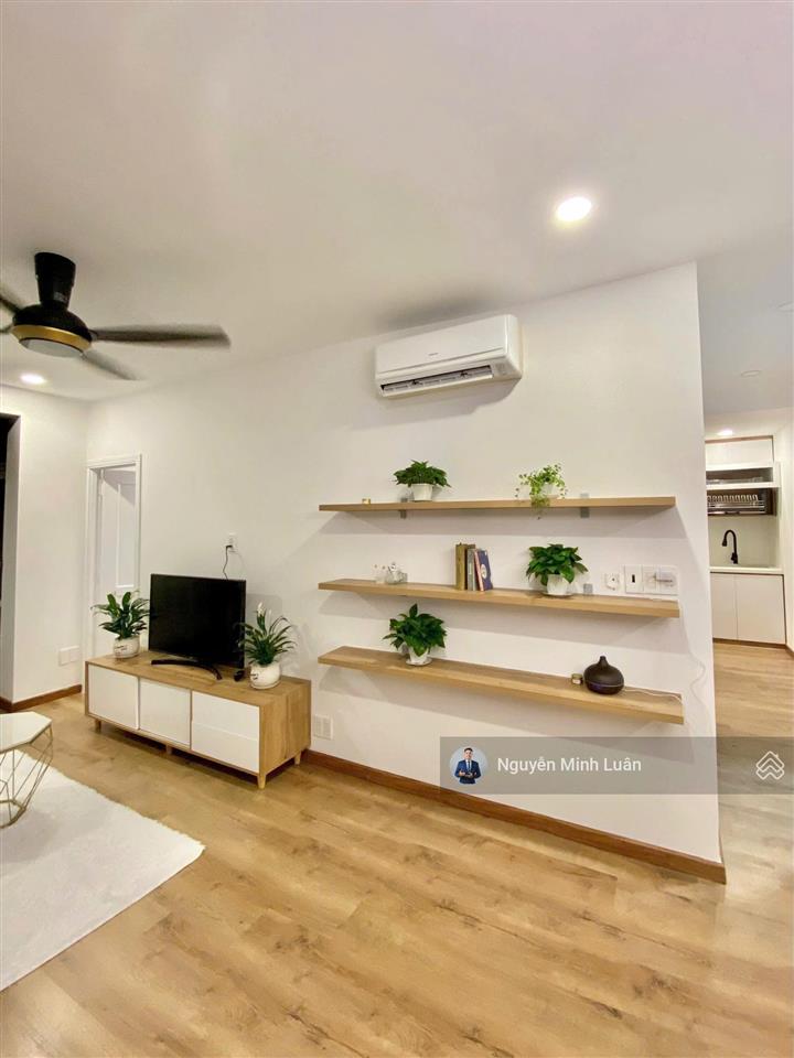 Bán gấp căn hộ sky garden phú mỹ hưng 2pn sổ hồng riêng giá chỉ 3,8 tỷ.  0935 382 *** luân