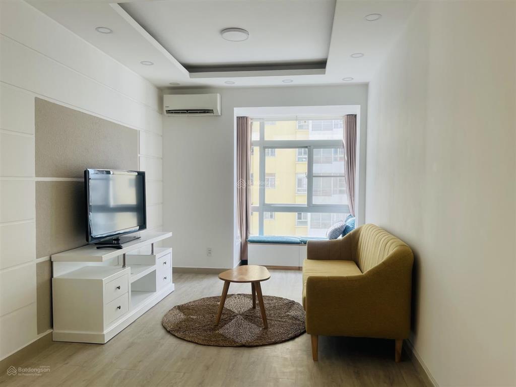 Chuyên cho thuê căn hộ sky garden  phú mỹ hưng  2pn 2wc giá chỉ 15 triệu.  0935 382 *** luân