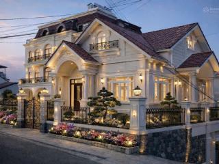 Cần bán villa vừa hoàn thiện, cao cấp, mặt tiền trịnh hoài đức 270m2 ngang 15m, nở hậu 17 tỷ