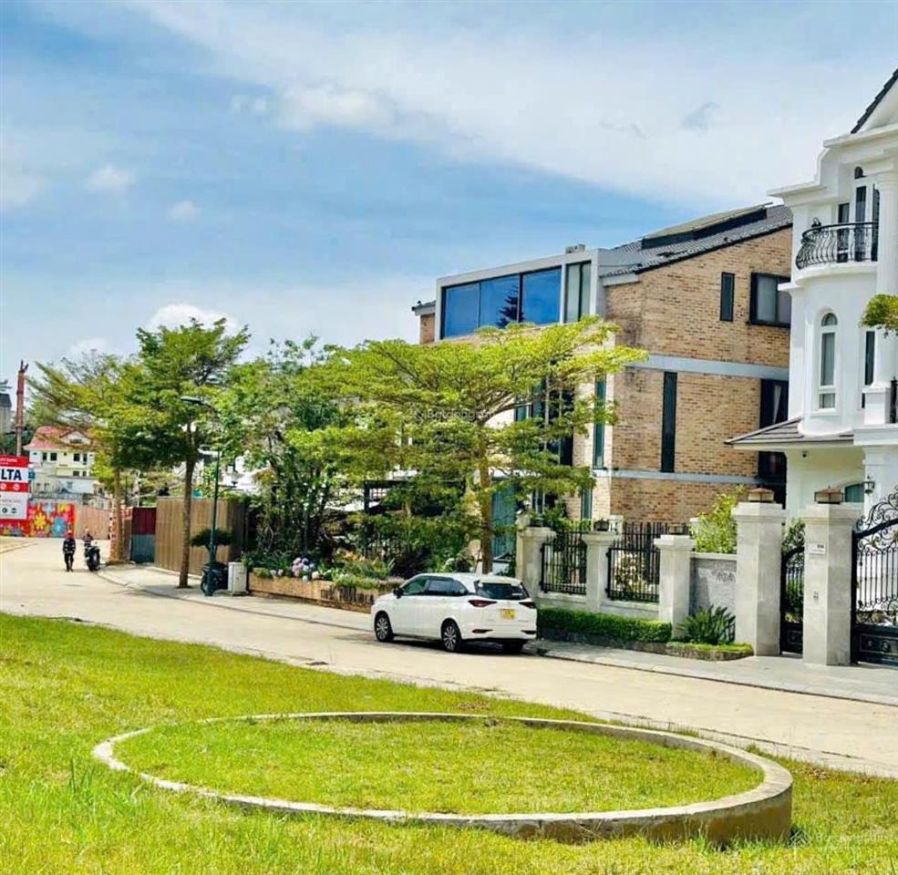 Chia tài sản bán gấp đất lõi trung tâm, kqh gold valley ngay dự án haus đà lạt 345m2 giá tốt nhất