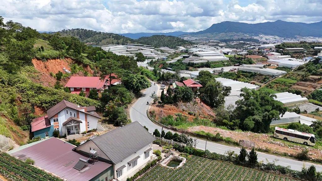 Hạ giá bán gấp đất mặt tiền đa phú, phường 7 cách trung tâm 5km 2748m2 có 300m2 thổ cư 25,5 tỷ