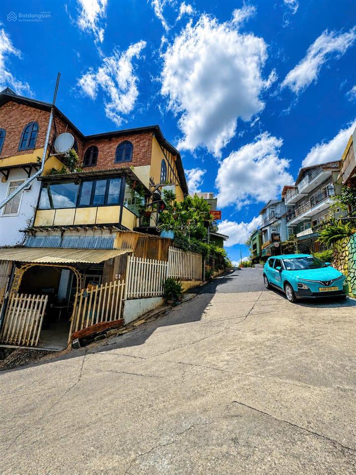 Cần vốn bán gấp nhà lõi trung tâm trần phú, đà lạt 206m² ngang 12m góc hai mặt tiền thoáng 18.5 tỷ
