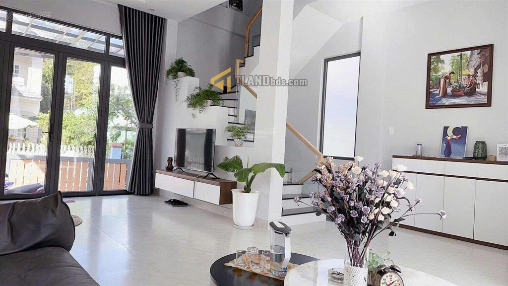 Hạ giá bán gấp căn hộ dịch vụ ngay hồ xuân hương,nguyễn trãi đà lạt 89m2 5 tầng 5 phòng ngủ 11,5 tỷ