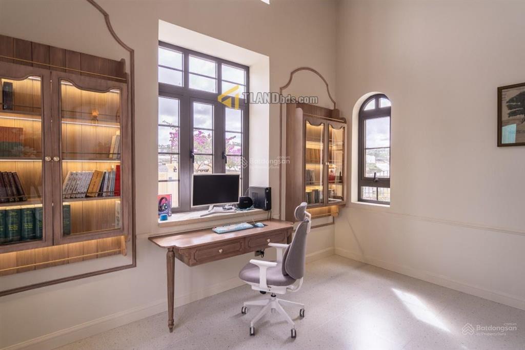 Chủ cần thu hồi vốn bán nhanh căn villa cao cấp nghỉ dưỡng đà lạt cách trung tâm 5km, 300m2 15 tỷ