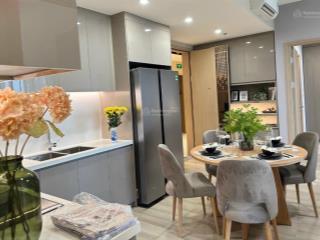 Căn 2pn full nội thất view hồ bơi giá 4,5 tỷ (mua cđt, rẻ hơn hàng chuyển nhượng)