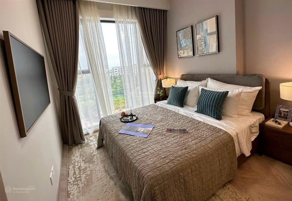 Căn 2pn full nội thất view hồ bơi giá 4,5 tỷ (mua cđt, rẻ hơn hàng chuyển nhượng)