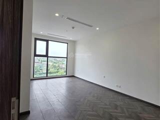 Chính chủ cho thuê căn 2pn be6 nhà trống, giá tốt trong vinhomes, phân khu cao cấp ở dự án