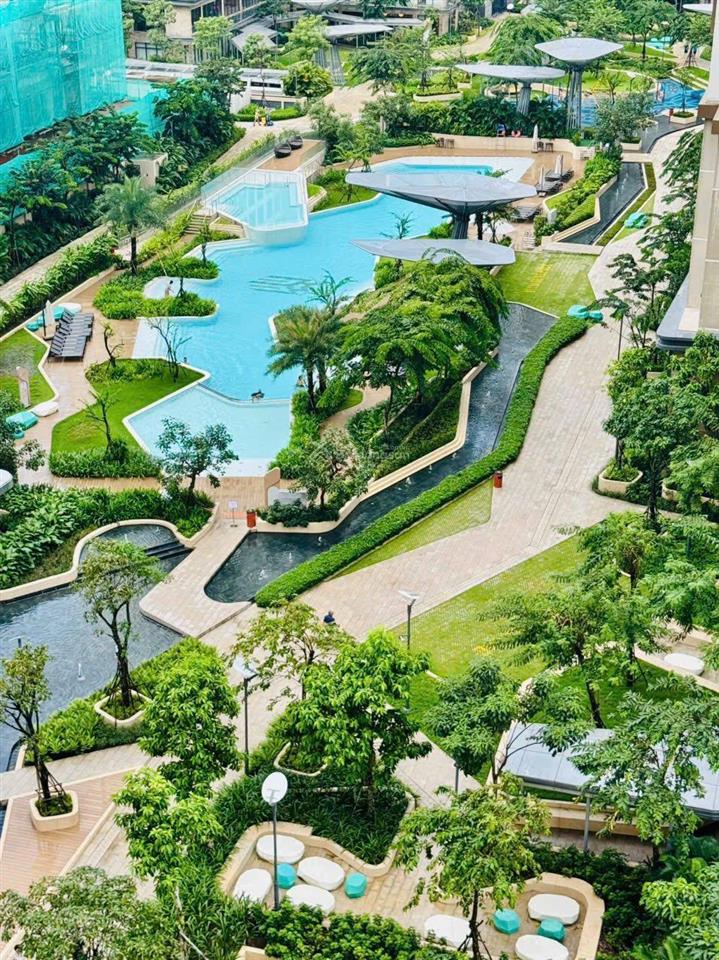 Chính chủ cho thuê căn 2pn mcp, tòa a ngay vincom, giá chỉ 9tr/tháng, nhà bếp rèm