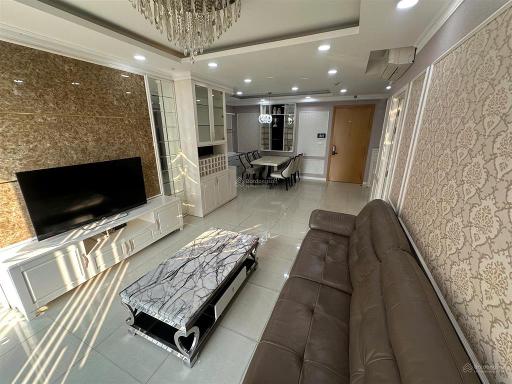 Phòng kinh doanh vista verde cho thuê căn 2pn tháp lotus cao cấp, diện tích 92m2, nhà mới  đẹp