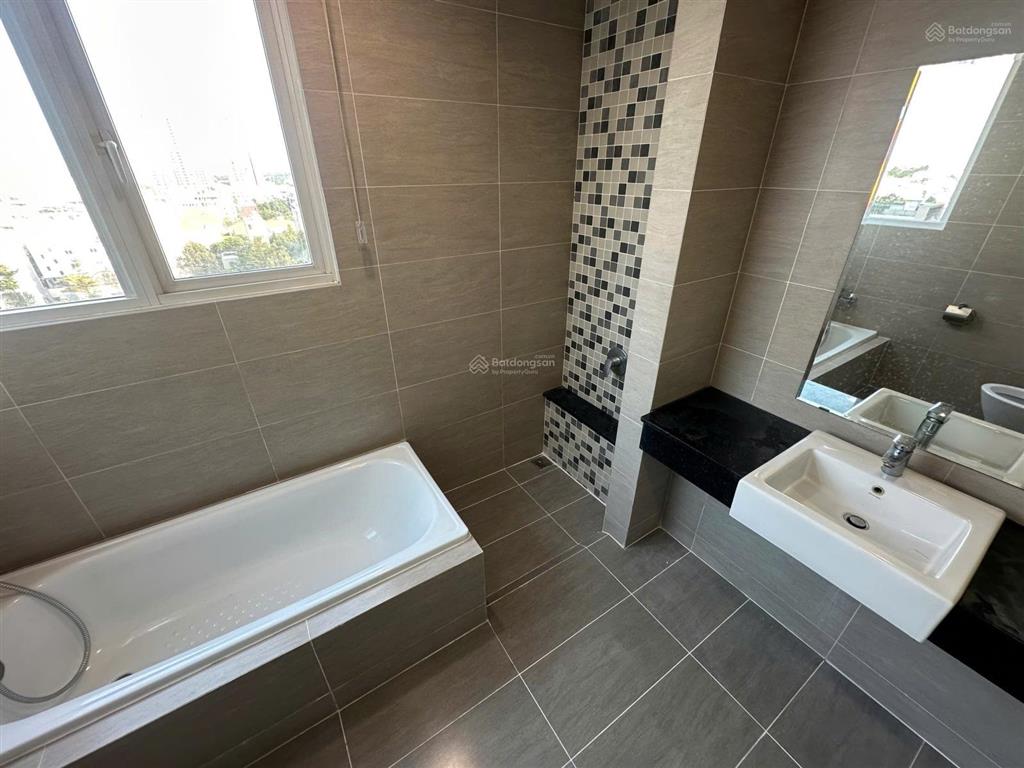 Phòng kinh doanh vista verde căn góc 3pn 129,1m²  sổ hồng  độc quyền  giá 13 tỷ bao hết!