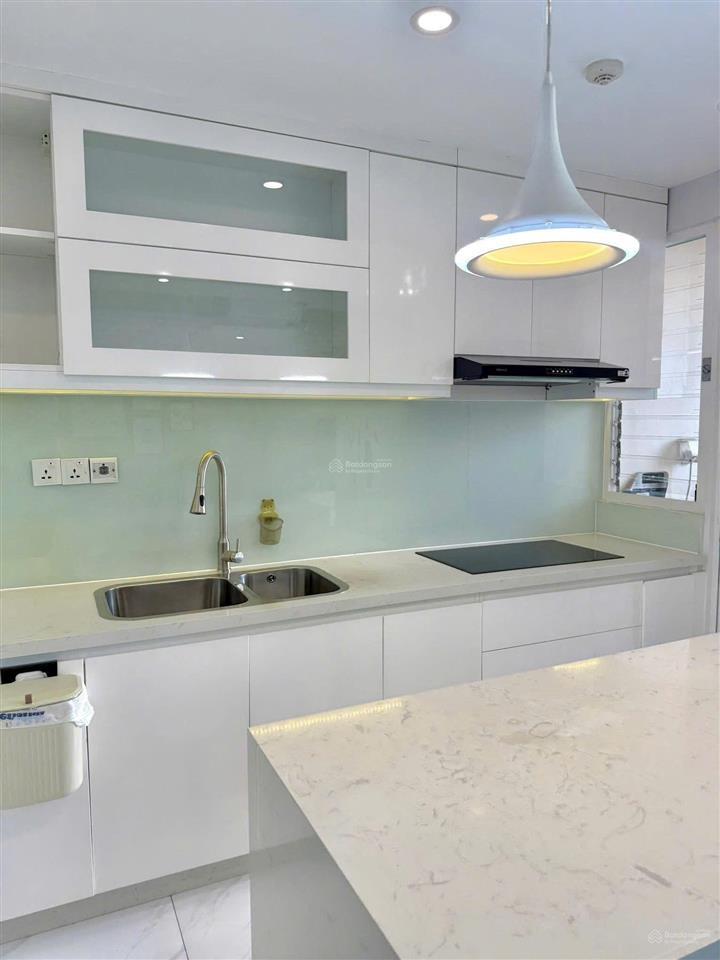 Bán nhanh căn 1pn vista verde 56m²  full nội thất đẹp giá 6,5 tỷ bao hết chi phí  sổ hồng sẵn.