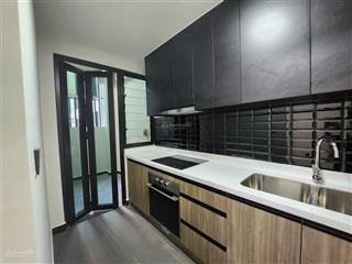 Cho thuê căn 2pn de la sol  nội thất cơ bản, tầng đẹp chỉ 20 triệu/tháng