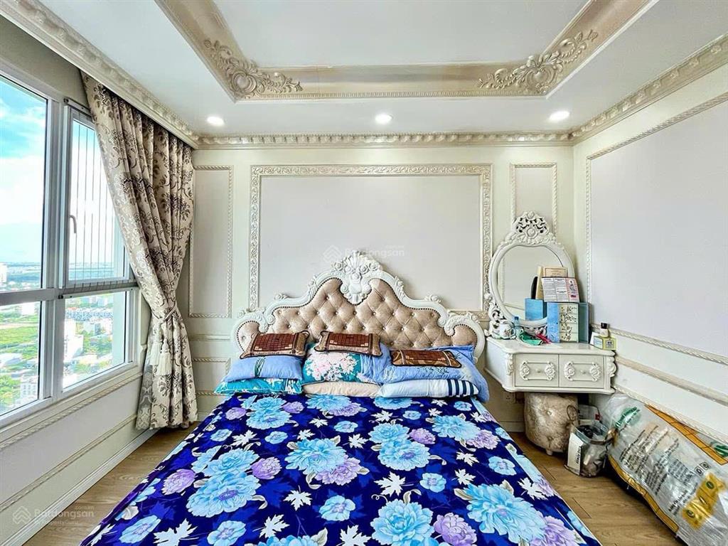 Bán căn hộ 2pn vista verde 89,1m² full nội thất đẹp  sổ hồng sẵn  giá 8,25 tỷ bao hết