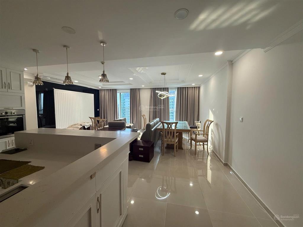 Cho thuê căn hộ 3pn vista verde 133m² full nội thất  nhà mới sơn sửa đẹp  giá 33 triệu