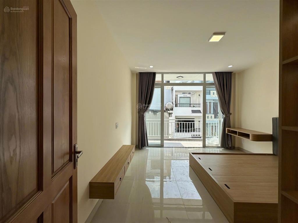 Cho thuê căn hộ dịch vụ 1pn 1pk full tiện nghi mới 100% ngay cv lê thị riêng  cmt8 giáp q10 q3