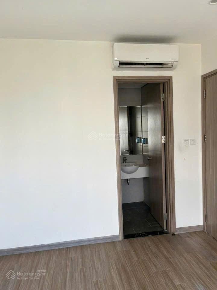 Cho thuê căn 2pn 67m 6tr cọc 1 vinhomes grand park, giá 6 triệu, 67m2, 2pn, 2wc, view đẹp