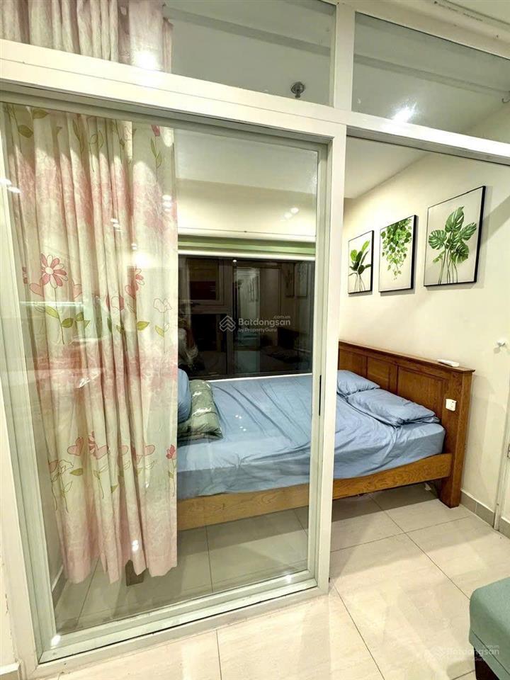 Hot! cho thuê studio 5,5tr full nội thất tại vinhomes grand park, 5,5 triệu