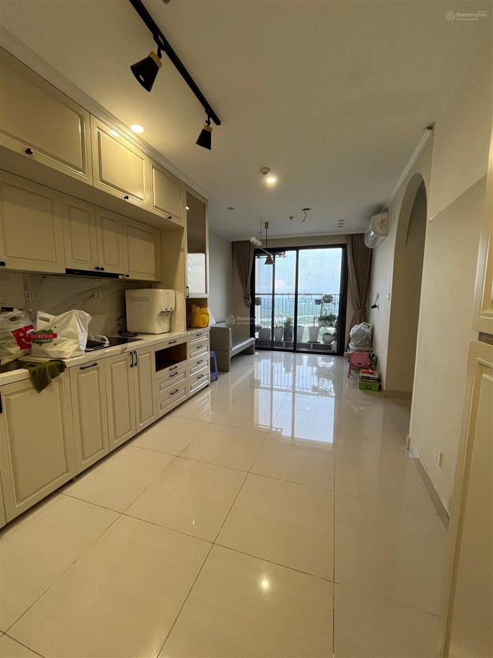 Bán căn 3pn 3,75 tỷ, 82m2 có nội thất view sông vinhomes grand park