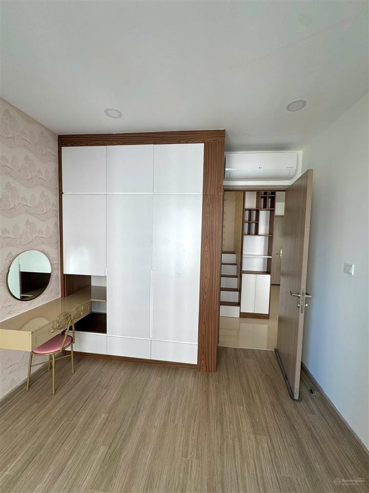 Căn hộ 1pn+ 2.300ty full nội thất tầng trung hướng mát tại vinhomes grand park, 2,3tỷ, 48m
