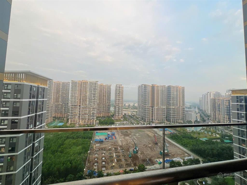 Gấp lắm cho thuê bs16 2pn 10,5tr full nội thất tầng trung, view pháo hoa, hướng mát chỉ việc ở