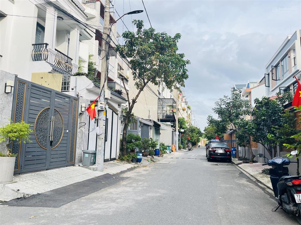 62.9tr/m2 đất vuông vức ngay đh sư phạm kỹ thuật  hxh thông hiếm có  giá cực tốt đầu tư  7.1 tỷ