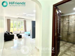 Căn hộ studio ban công thang máy rộng 40m2 đồng xoài gần sân bay tân sơn nhất tân bình